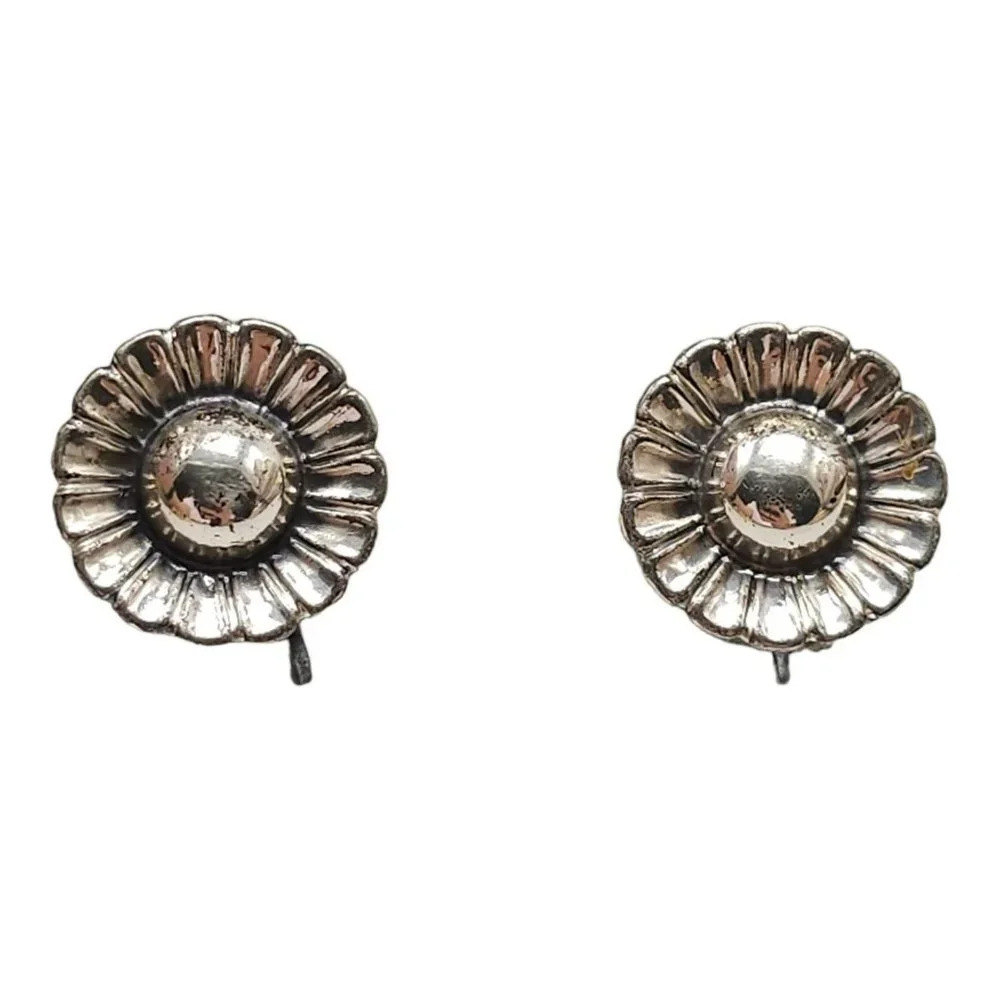 Vintage Sterling Silver Screw Back Sunflower Daisy Earrings